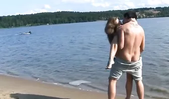 Русские студенты устроили оргию на природе и перетрахали друг друга